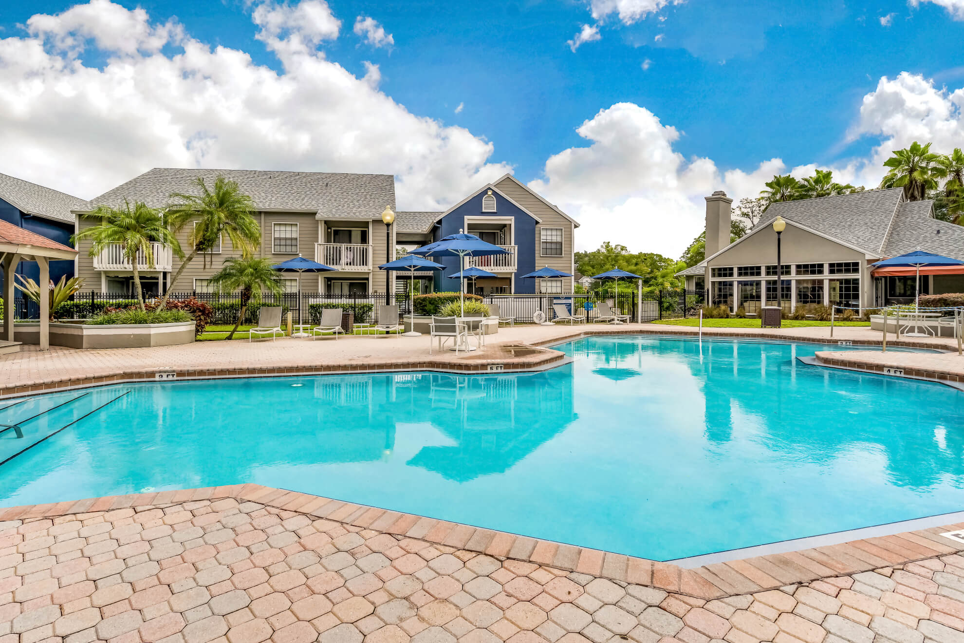 Tampa_-St-James-Crossing pool